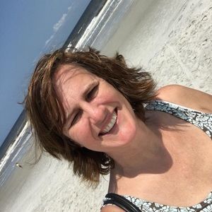 Meet your Posher, Carrie